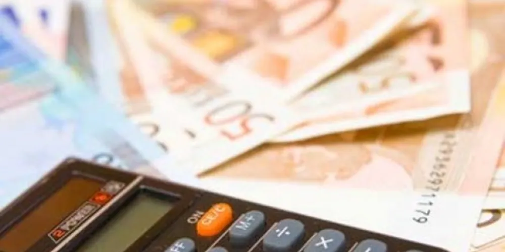 Imagem ilustrativa da imagem Projeção de queda da economia este ano chega a 2,55%