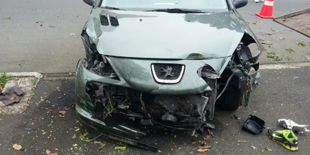 Imagem ilustrativa da imagem Casal de idosos tem carro roubado na saída de igreja 