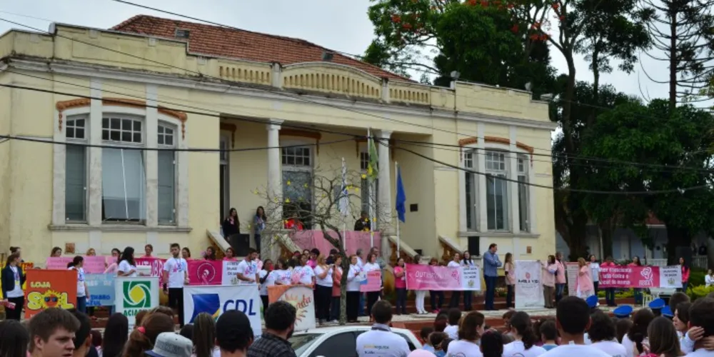 Imagem ilustrativa da imagem São Mateus do Sul realiza abertura do Outubro Rosa   