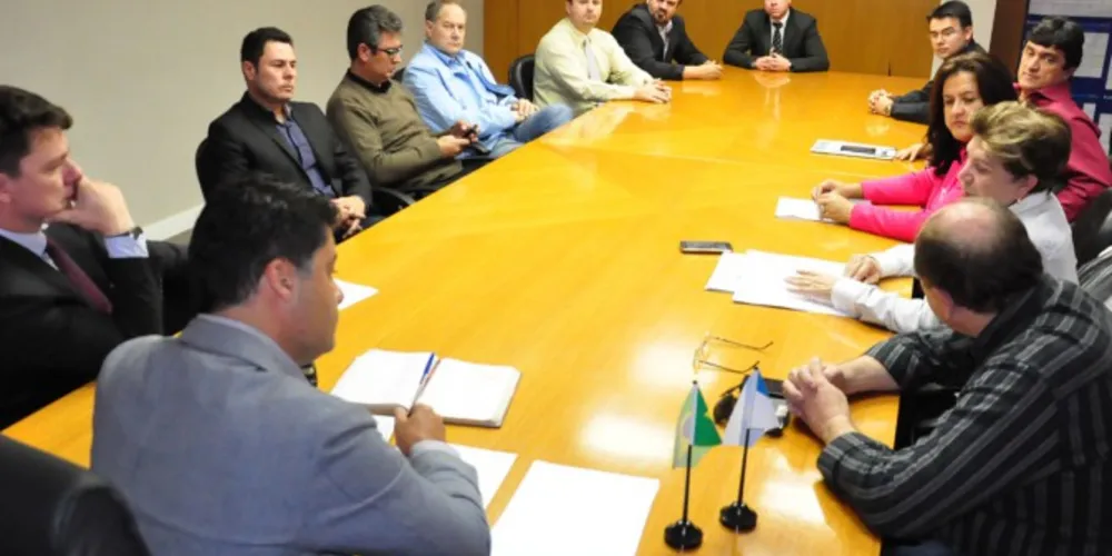 Imagem ilustrativa da imagem Prefeitura firma parceria para ampliar transparência