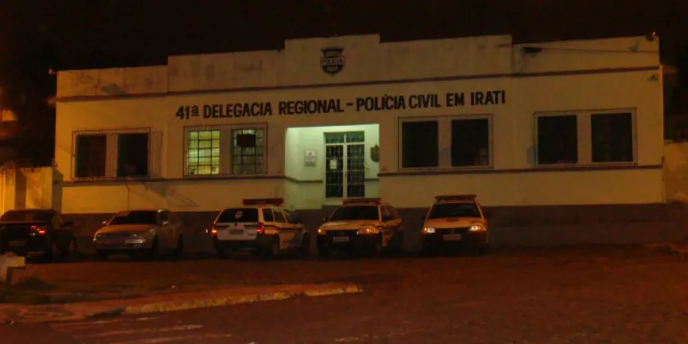 Imagem ilustrativa da imagem Quadrilha assalta caminhoneiro em rodovia da região