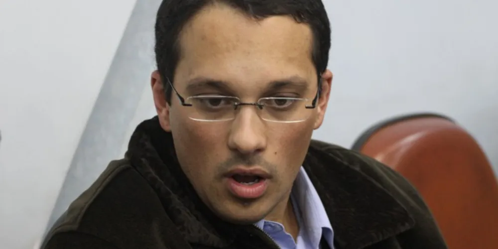 Imagem ilustrativa da imagem Pietro Arnaud é eleito presidente da 'CPI do Asfalto'