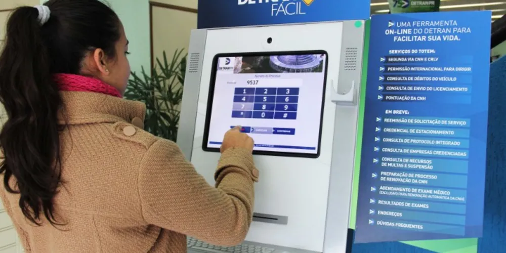 Imagem ilustrativa da imagem Detran Fácil chega à marca de 3 milhões de serviços online