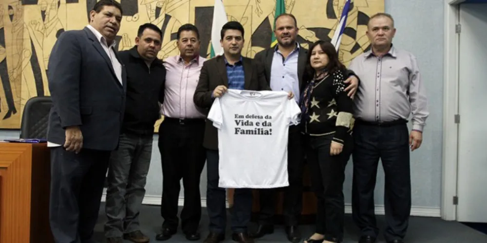 Imagem ilustrativa da imagem Frente Parlamentar lança ‘Escola sem Partido’ em PG 