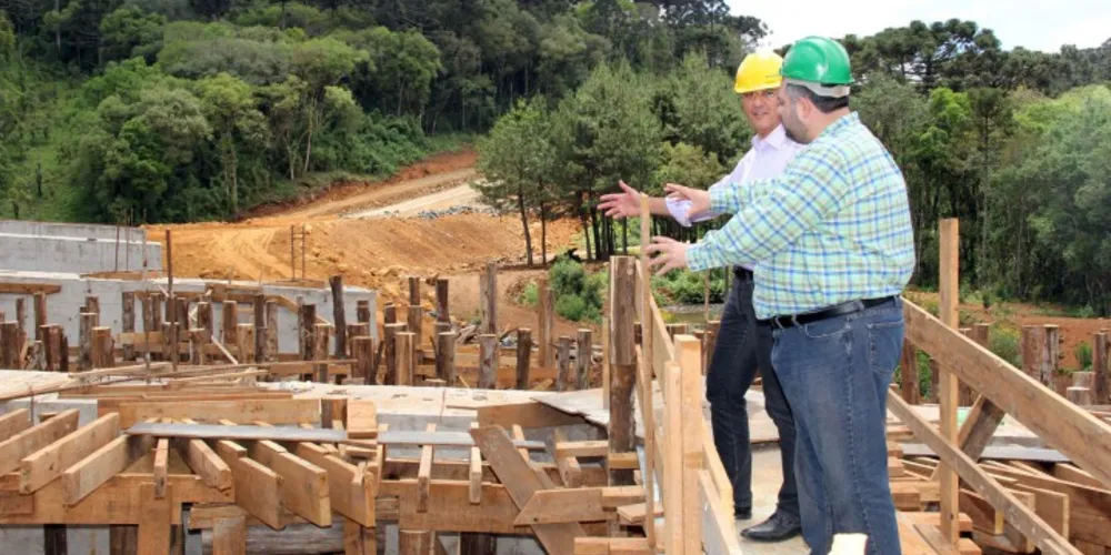 Imagem ilustrativa da imagem Obras na PR-364, em Guarapuava, seguem em ritmo acelerado