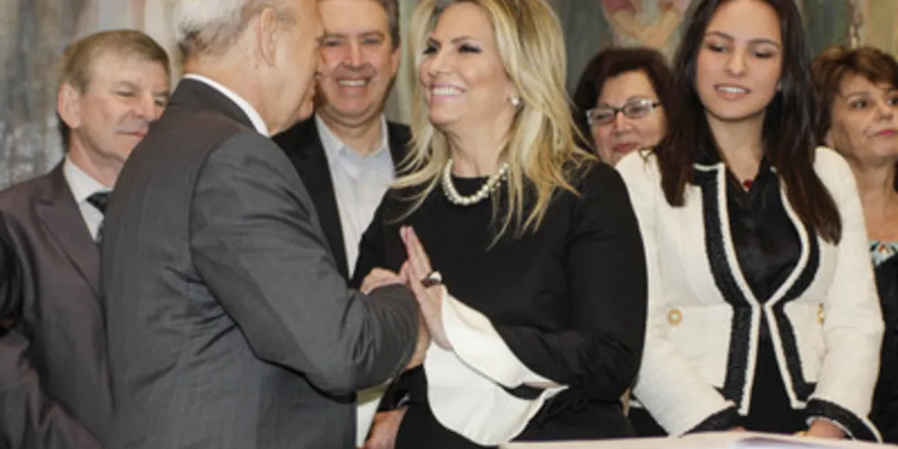 Imagem ilustrativa da imagem Cida assume o governo do Paraná até sexta-feira