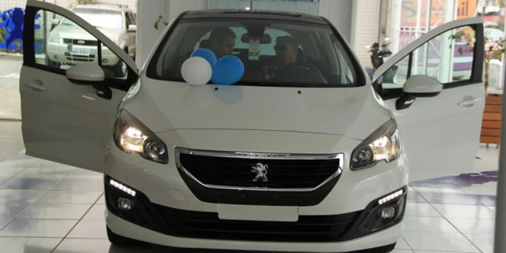 Imagem ilustrativa da imagem Peugeot 308 chega à revenda de PG