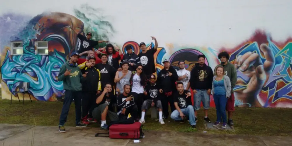 Imagem ilustrativa da imagem Grafiteiros dão cara nova ao CEU da Coronel Cláudio