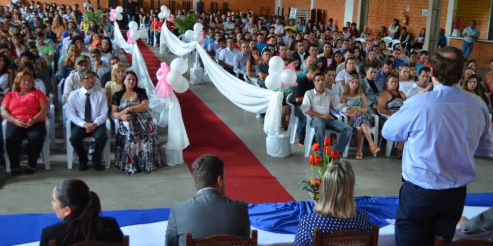 Imagem ilustrativa da imagem São Mateus do Sul realiza casamento comunitário
