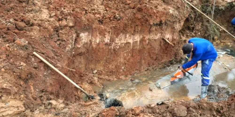 Imagem ilustrativa da imagem Prefeitura recupera mais uma galeria obstruída pelo lixo