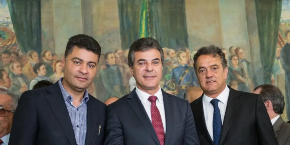 Imagem ilustrativa da imagem PR libera R$ 8,9 mi para melhoria de ruas na região