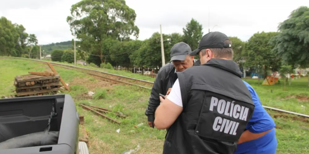 Imagem ilustrativa da imagem Rapaz tatuado tem morte trágica em ferrovia de PG
