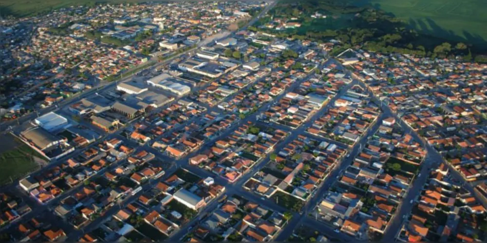 Imagem ilustrativa da imagem Castro investe mais R$ 2,5 milhões em infraestrutura