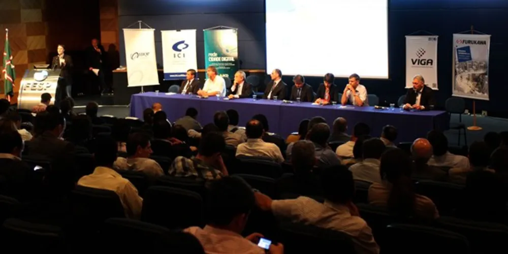Imagem ilustrativa da imagem AMCG convida região para debater soluções contra crise