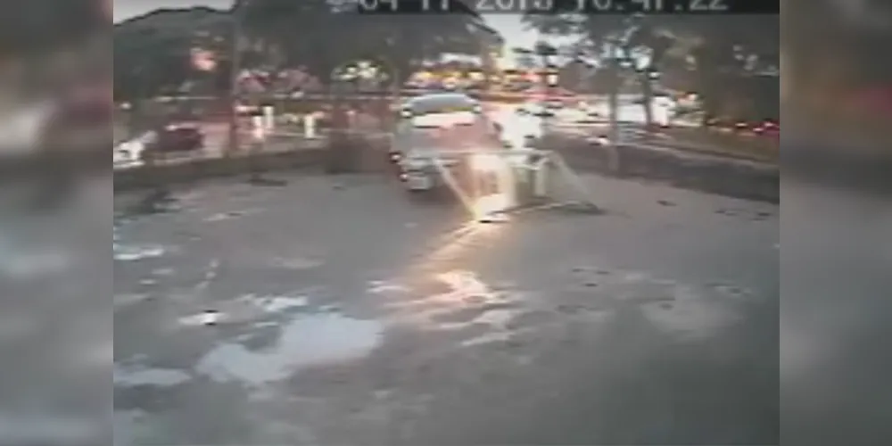Imagem ilustrativa da imagem Vídeo mostra acidente com morte de estudante em Curitiba