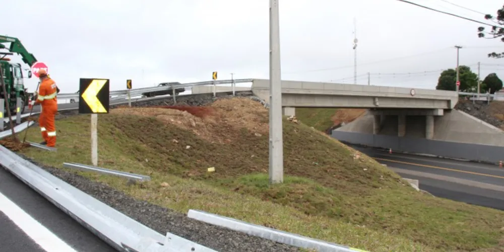 Imagem ilustrativa da imagem Palmeira inaugura viaduto sobre a BR-277 nesta quarta