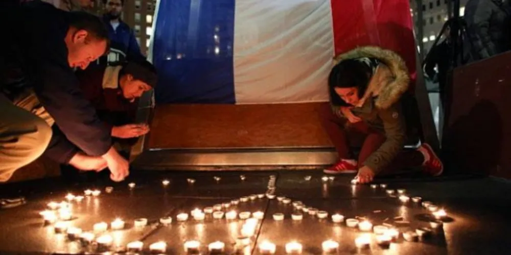 Imagem ilustrativa da imagem Paris identifica mais dois terroristas suicidas