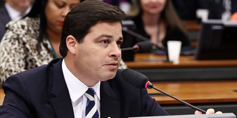 Imagem ilustrativa da imagem Governo revê anúncios em sites ilegais