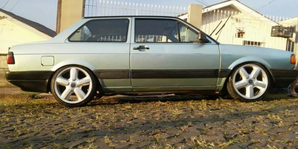 Imagem ilustrativa da imagem Internauta pede ajuda para encontrar carro furtado