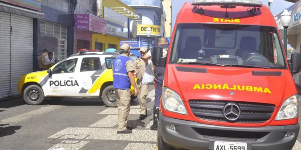 Imagem ilustrativa da imagem Homem é assassinado a facadas no Calçadão