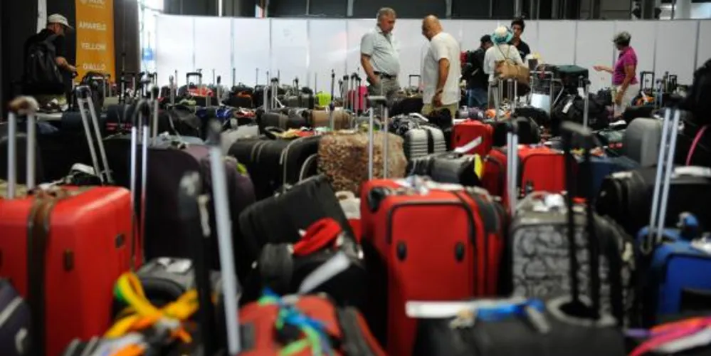 Imagem ilustrativa da imagem Passageiros devem ficar atentos às bagagens em aeroportos e rodoviárias