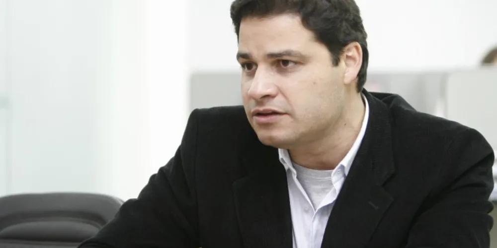 Imagem ilustrativa da imagem Governo garante R$ 16 milhões em emendas de Sandro Alex
