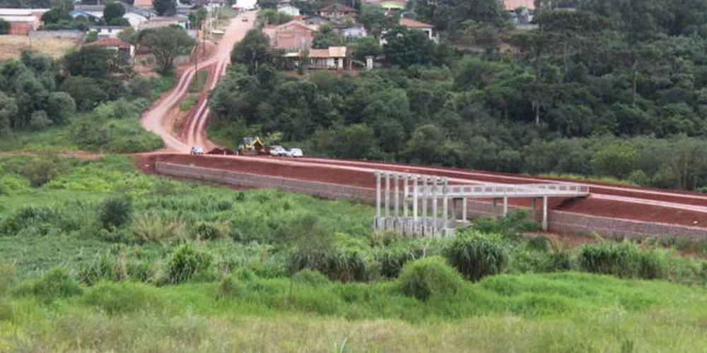Imagem ilustrativa da imagem Beto Richa anuncia verba às obras do Lago de Olarias