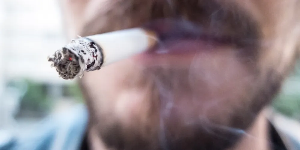Imagem ilustrativa da imagem Jovens de países mais pobres são mais vulneráveis ao cigarro