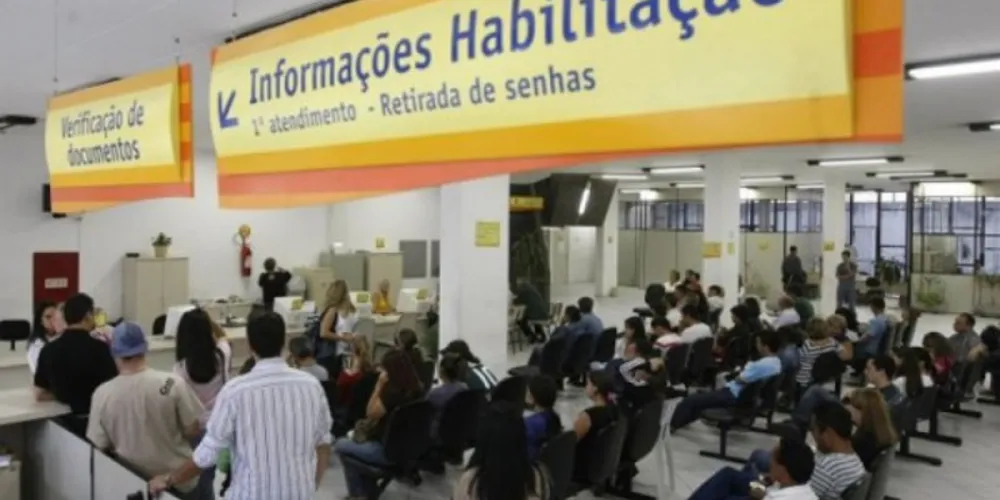 Imagem ilustrativa da imagem Instrutores do Detran participam de oficina sobre o Dpvat