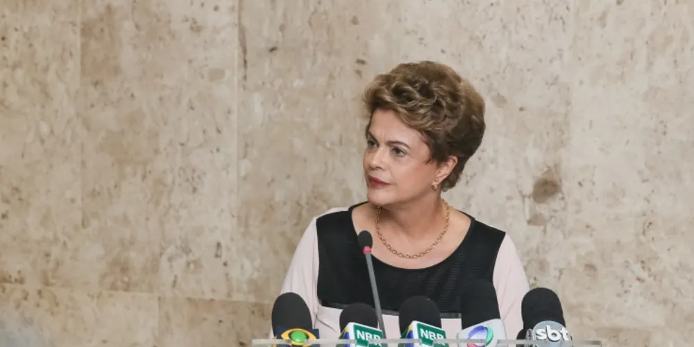 Imagem ilustrativa da imagem Governo Dilma continua com 70% de desaprovação