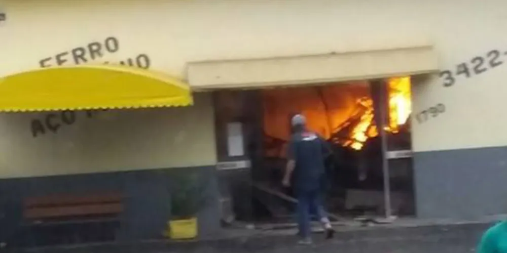 Imagem ilustrativa da imagem Explosão de botijão de gás deixa dois feridos em Irati