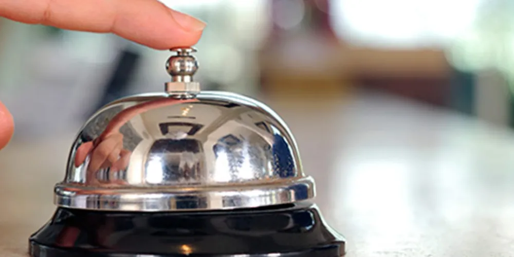 Imagem ilustrativa da imagem Hotel deverá indenizar funcionário demitido por ser ‘vesgo’
