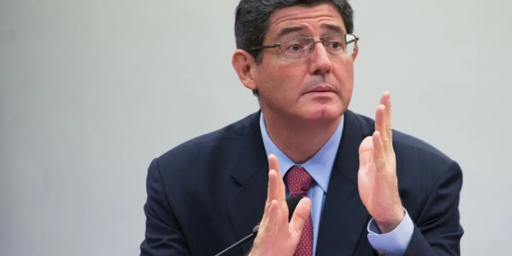 Imagem ilustrativa da imagem Após 'rebaixamento', Levy diz que é preciso votar ajuste fiscal