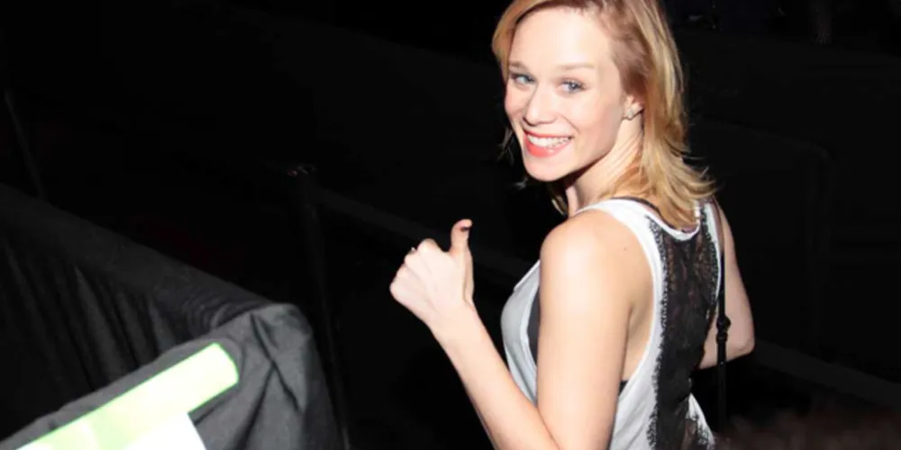 Imagem ilustrativa da imagem Mariana Ximenes curte cemitérios em série e muda visual para nova novela