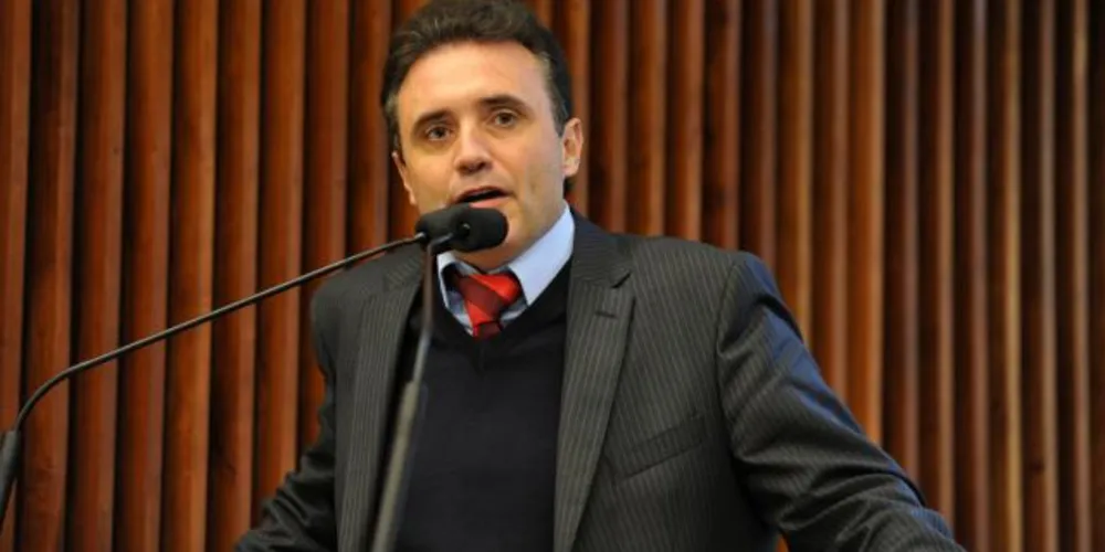 Imagem ilustrativa da imagem Suplente de deputado é procurado pela Justiça