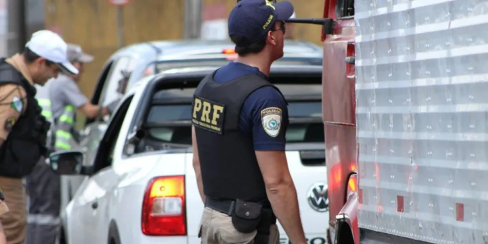 Imagem ilustrativa da imagem PRF registra 19 mortes nas rodovias federais do Paraná