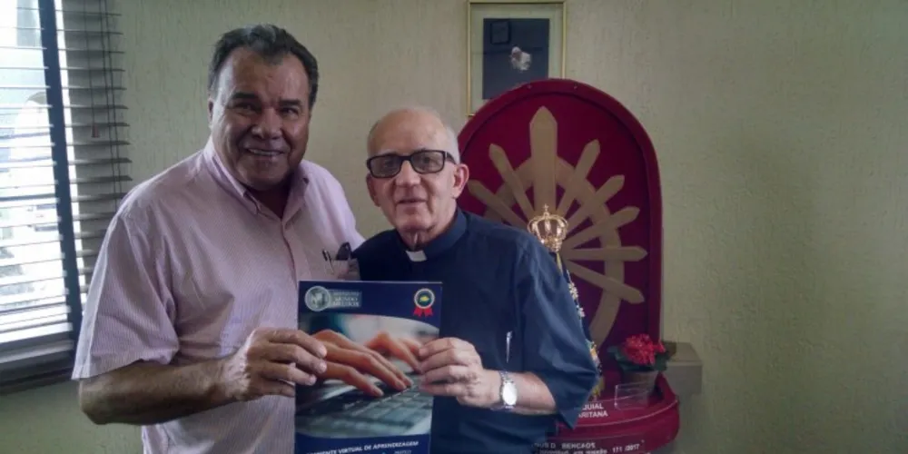 Imagem ilustrativa da imagem Presidente do IMM visita Bispo Diocesano Dom Sérgio