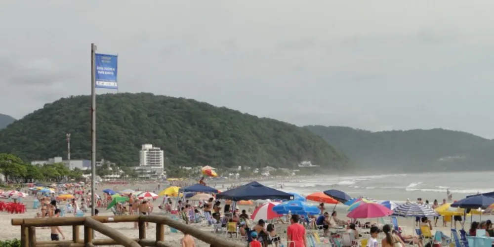 Imagem ilustrativa da imagem Praias do Paraná têm três pontos impróprios para banho