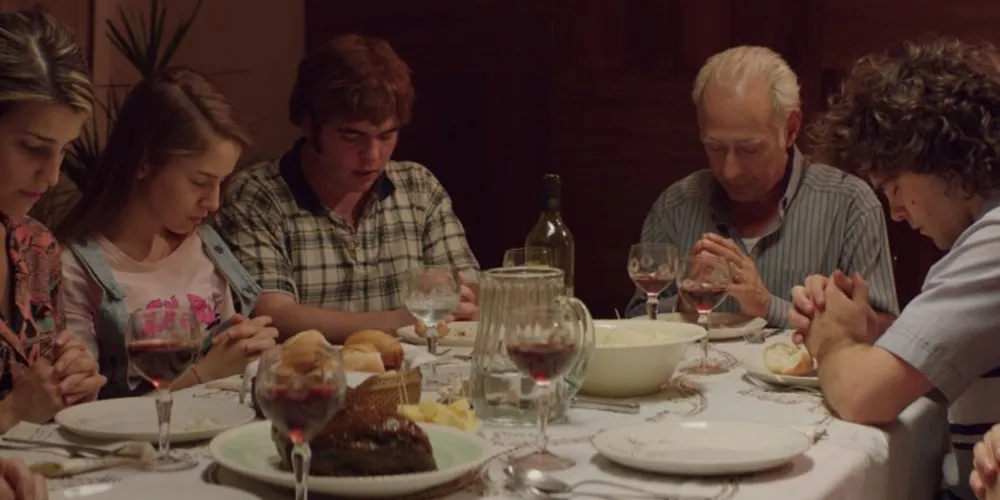 Imagem ilustrativa da imagem Mergulho angustiante