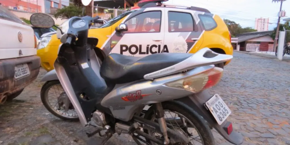 Imagem ilustrativa da imagem PM recupera motocicleta furtada em bairro de PG