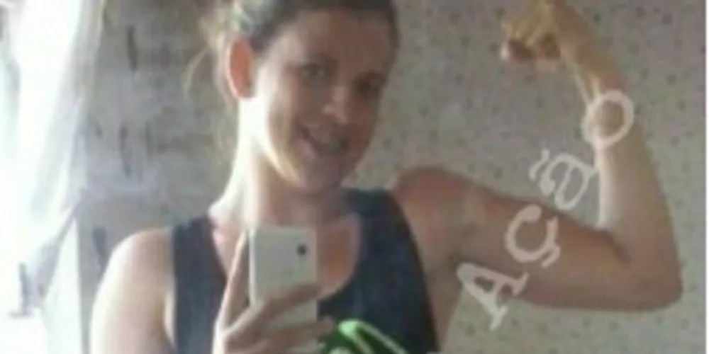 Imagem ilustrativa da imagem Ex-namorado mata mulher com tiro na cabeça
