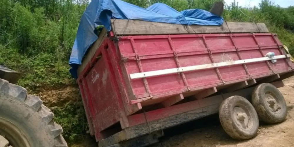 Imagem ilustrativa da imagem Homem morre esmagado por carreta de fumo