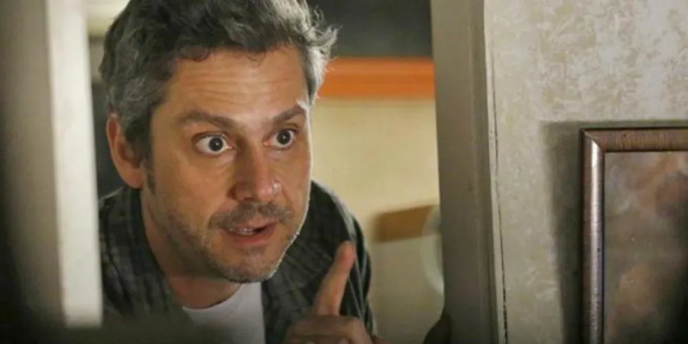 Imagem ilustrativa da imagem Alguém explica a cara de assustado do Romero em “A Regra do Jogo”?