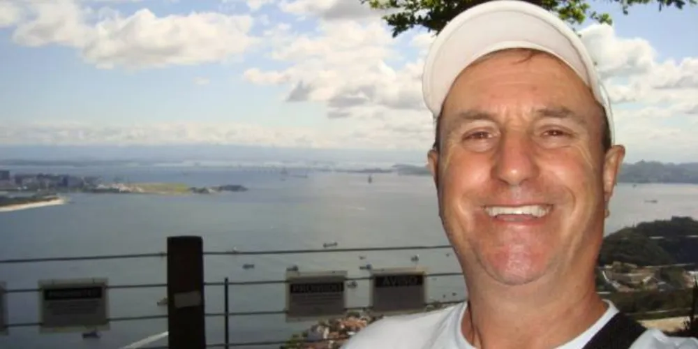 Imagem ilustrativa da imagem Comerciante é assassinado a facadas em loja