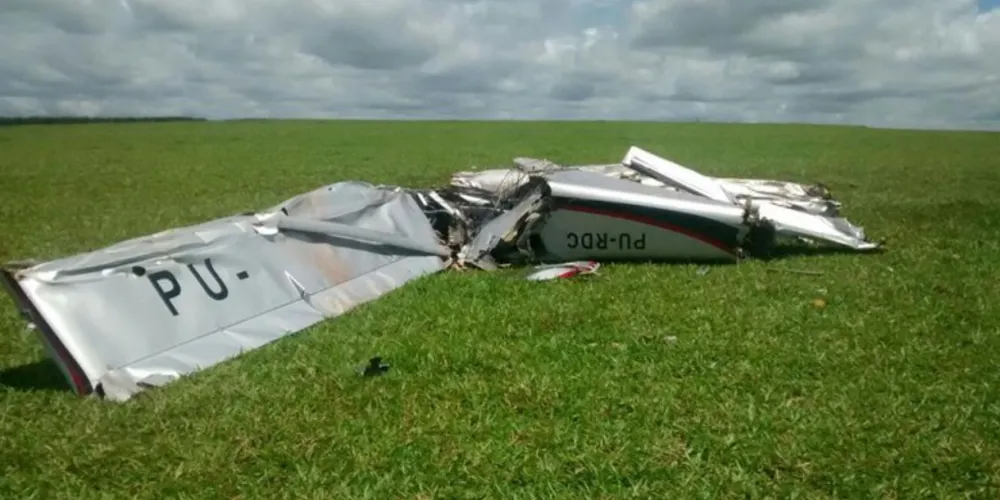 Imagem ilustrativa da imagem Queda de avião mata duas pessoas na região de Londrina