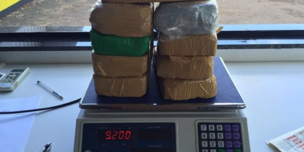 Imagem ilustrativa da imagem Condutor é preso transportando 9 kg de crack para Jaguariaíva