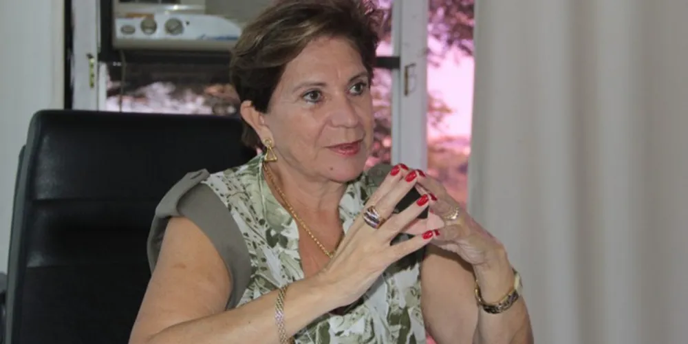 Imagem ilustrativa da imagem Elizabeth ressalta problemas de caixa e aposta na criatividade