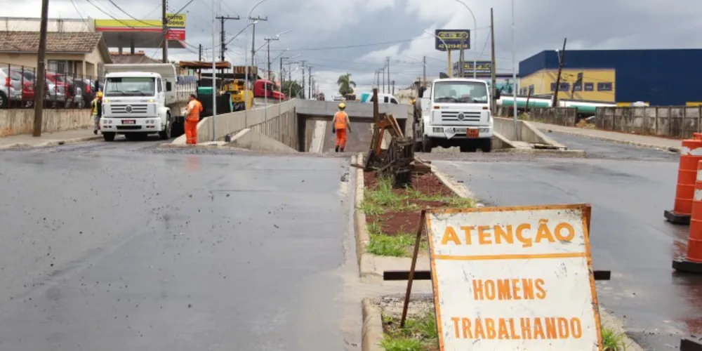 Imagem ilustrativa da imagem Após protesto de moradores, PG retoma obras na trincheira