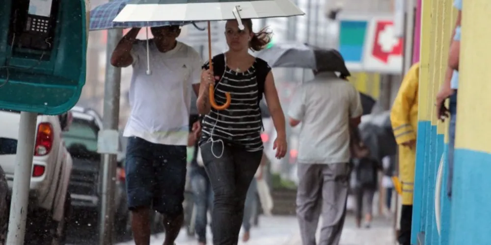 Imagem ilustrativa da imagem Carnaval será de chuva e altas temperaturas em PG