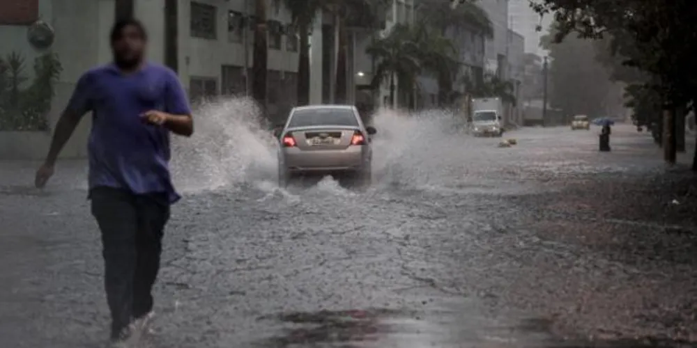 Imagem ilustrativa da imagem Chuva em São Paulo já soma 18 mortos desde dezembro
